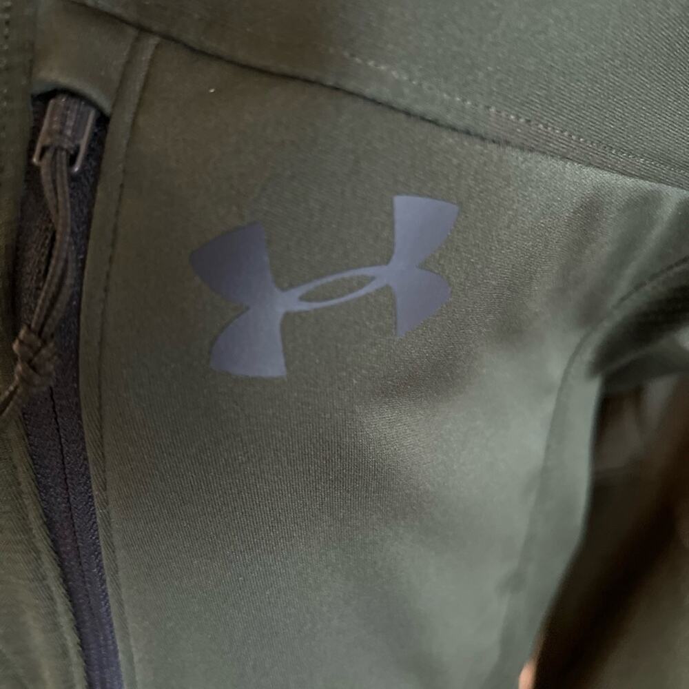 UNDER ARMOUR WOMENS “FITTED” FULL ZIP “HOODIE” SIZE M WORN ONCE! - Picture 3 of 4